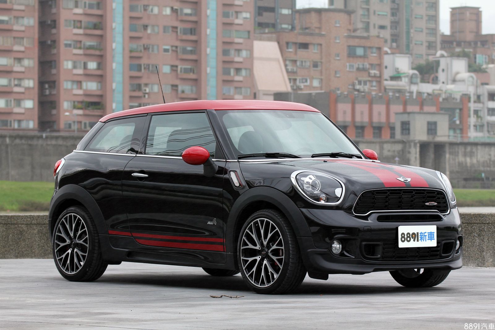 Mini Paceman