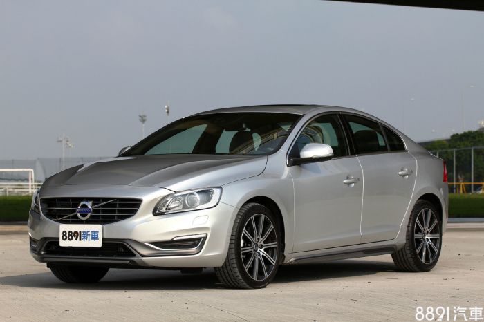 Volvo s60 2014 года