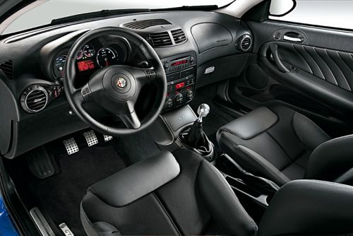Alfa Romeo/愛快羅密歐 GT