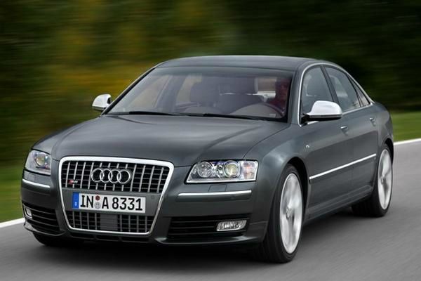 Audi S8