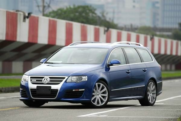 Volkswagen Passat Variant R36