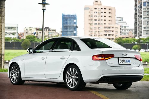 Audi/奧迪 A4 Sedan