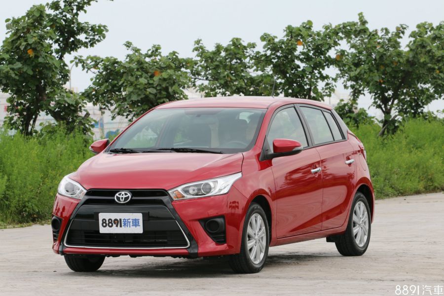 圖 Toyota 豐田 16 Yaris 汽車價格 新款車型 規格配備 評價 深度解析 81新車