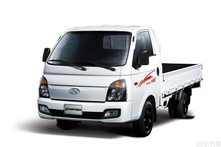 Hyundai p 900 82