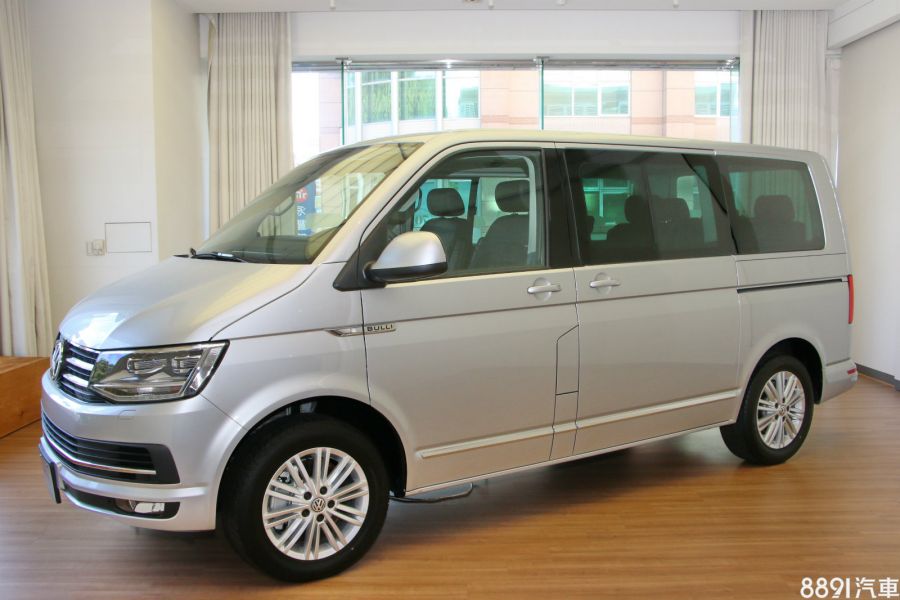 vw minibus 2018