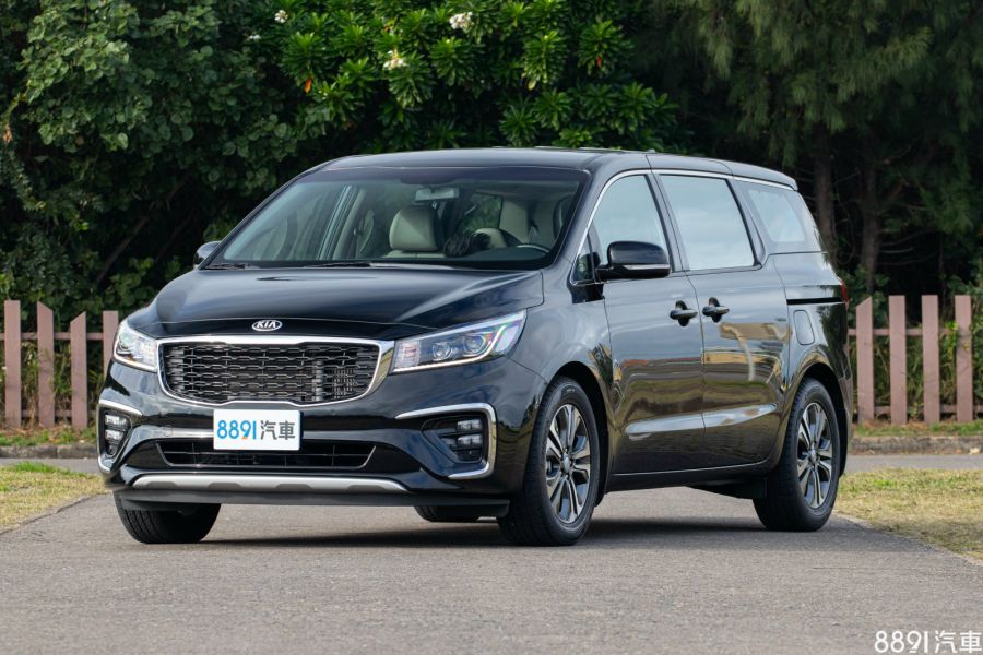 Kia carnival 2019 комплектации