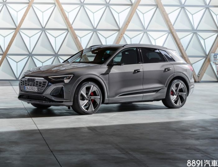 2024 Audi Q8 etron 50 quattro advanced 進化版車型價格介紹8891汽車