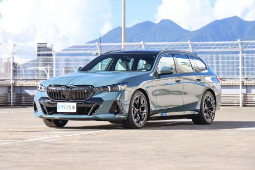 BMW i5 Touring