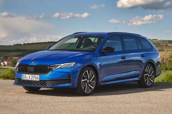 旅行車比空間也拚行頭！Octavia、Ceed、Golf選誰好？ 2464