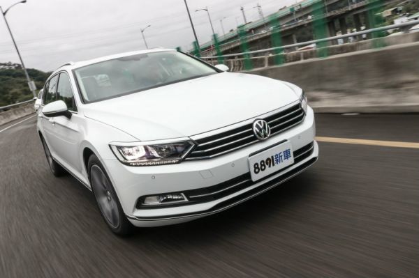 快意自在 福斯Passat Variant 400TDI動力反應 684