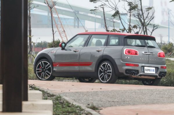 主動安全齊備會更好 Mini JCW Clubman安全防護 697