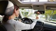 車載科技受青睞  哪國消費者更願意買單？