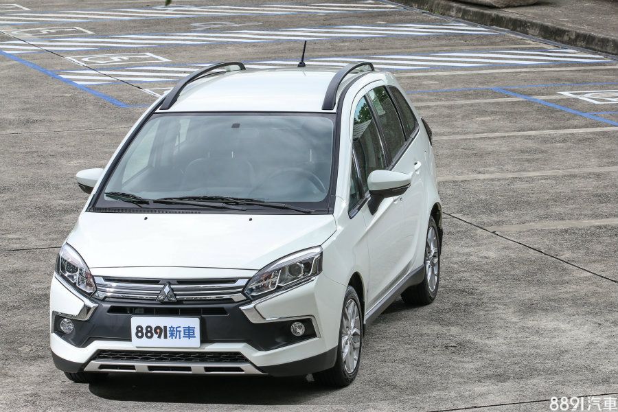 外觀 又見台灣專屬三菱colt Plus外觀造型 8891汽車