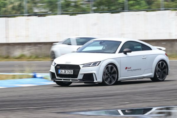 375萬起步！Audi TT-RS大鵬灣賽道試駕 938