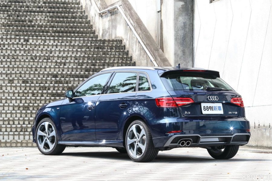 空間 非重點也馬虎不得audi A3 Sportback乘坐空間 8891汽車