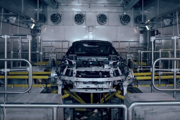 BMW i8 Roadster第2部預告釋出 預計明年正式現身 5714