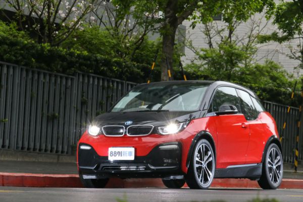 Bmw I3 18款 最新車款資料 一鍵詢價 專業車評 81汽車