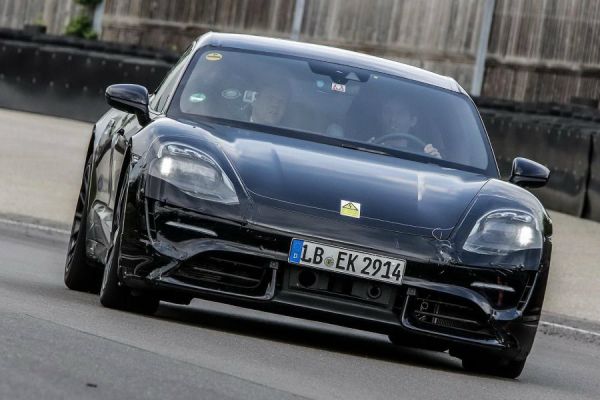 像在開919賽車！Mission E絕對是輛純粹的保時捷 6885