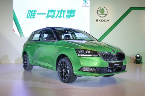 限時70萬有找+ACC 小改款Fabia車系國內發表 8033