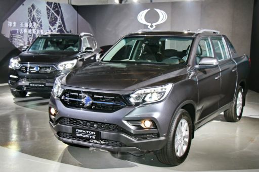 休旅 貨卡一次滿足 雙龍rexton 136 8萬起登台上架 81新車