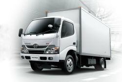 車輛後軸瑕疵 Hino 300國內召回 9445