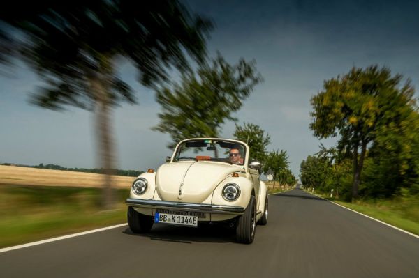2019法蘭克福車展 VW e-Beetle復古電能來襲！ 9506