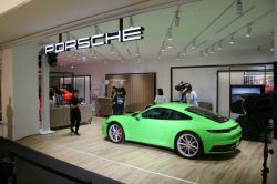 品牌精神融合時尚魅力 Porsche NOW概念店進駐信義區！ 9638