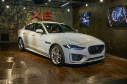 豪華科技內裝上身 Jaguar XE 219萬起預接登場！ 9761