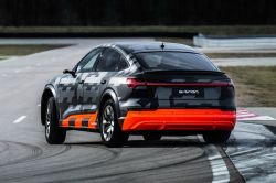 三馬達電動跑旅！擁496hp動力的Audi e-tron S Sportback預計2021年亮相！ 10249