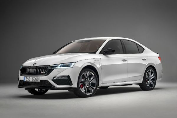 【2020日內瓦車展】汽、柴油版再等等 Skoda新Octavia RS iV發表