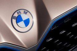 嶄新Logo迎接全新世代 BMW全品牌更換商標 10298