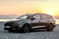 喊「出旅行車我就買」的人注意！福特Focus ST Wagon接單價與重點配備流出 10849