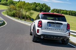 英國國旗尾燈、數位儀錶上身 Mini JCW Countryman小改款發表 10939