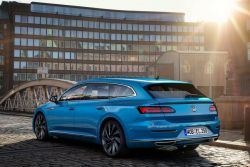 雙動力、7規格 福斯Arteon雙車型預售價149.8萬起 11092