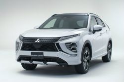車尾特色不見了！三菱小改款Eclipse Cross追加PHEV動力 11387