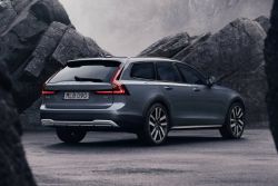 259萬 Volvo新年式V90 CC單一B5動力車型登場 11497