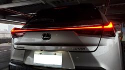 【素人試駕】好開又安全，可值得推薦？Lexus UX 200素人三個月完整長測 1715