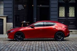車系縮編、旗艦型降2.6萬 馬自達正2021年式Mazda3登場 11855