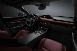 車系縮編、旗艦型降2.6萬 馬自達正2021年式Mazda3登場 11855