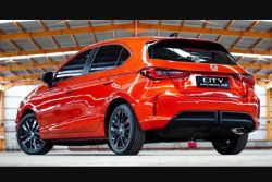 沒有渦輪小可惜 本田City Hatchback RS印尼登場 12151