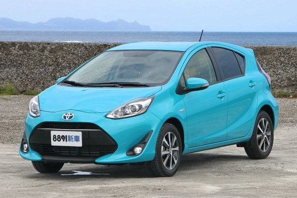 目前無再導入計劃 豐田Prius C車系停售 12175