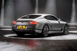 加速破百3.6秒、極速上看335km/h！賓利Continental GT Speed登場 12267