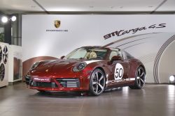 一般版同步開始交車 保時捷911 Targa 4S Heritage Design Edition限量1003萬登台 12273