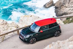 內外小修 狠勁依舊！Mini John Cooper Works二次小改登場 12377