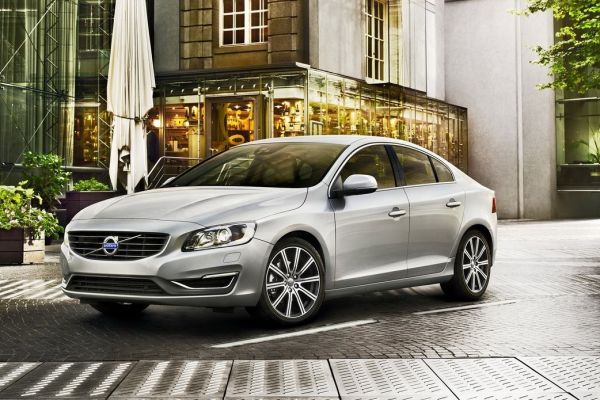 前座安全帶固定座瑕疵 Volvo召回2012～18年諸多車款 12403