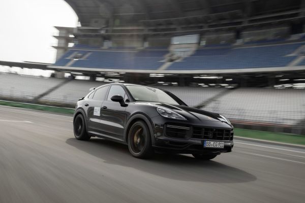 馬力上看631hp！保時捷Cayenne Coupe將推出比Turbo更強的版本？ 12651