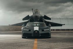 Bugatti與戰鬥機的二度對決！Chiron Sport與飆風戰機跨界單挑 12687