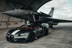 Bugatti與戰鬥機的二度對決！Chiron Sport與飆風戰機跨界單挑 12687