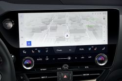 新動力、多媒體升級 Lexus大改款RX預計明年見 13229