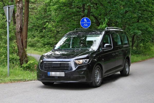 下一代福特旅玩家長這樣！將採用VW Caddy平台打造！